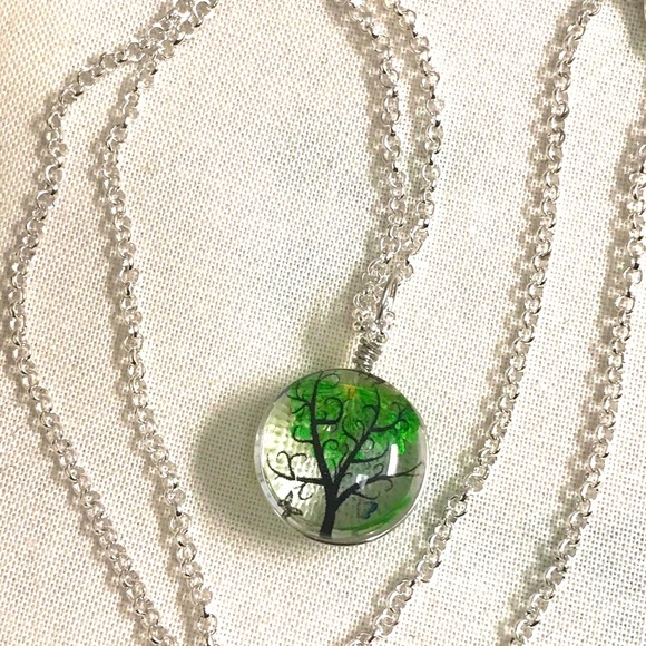 Glass Flower Butterfly Tree Necklace - Picture 4 of 4